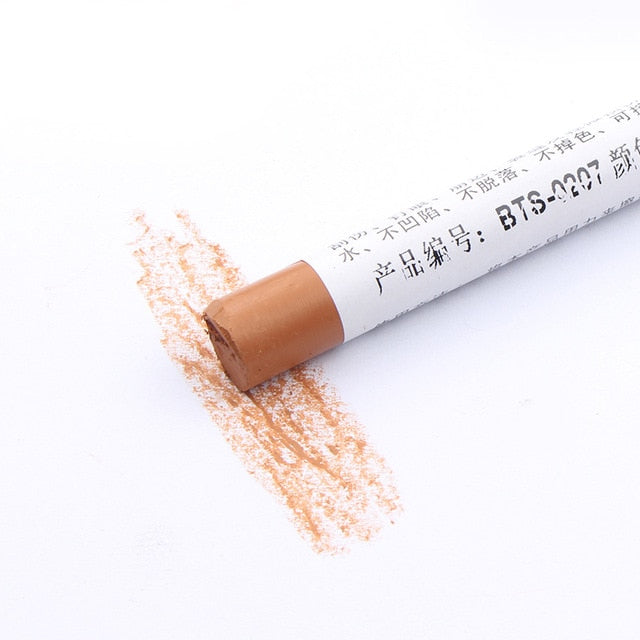 Miracle wax to repair scratches in wood