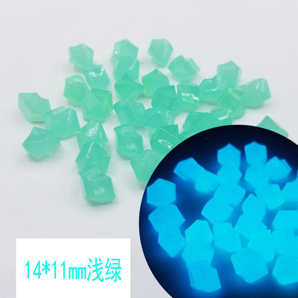 New 100pcs Luminous Stones Fish